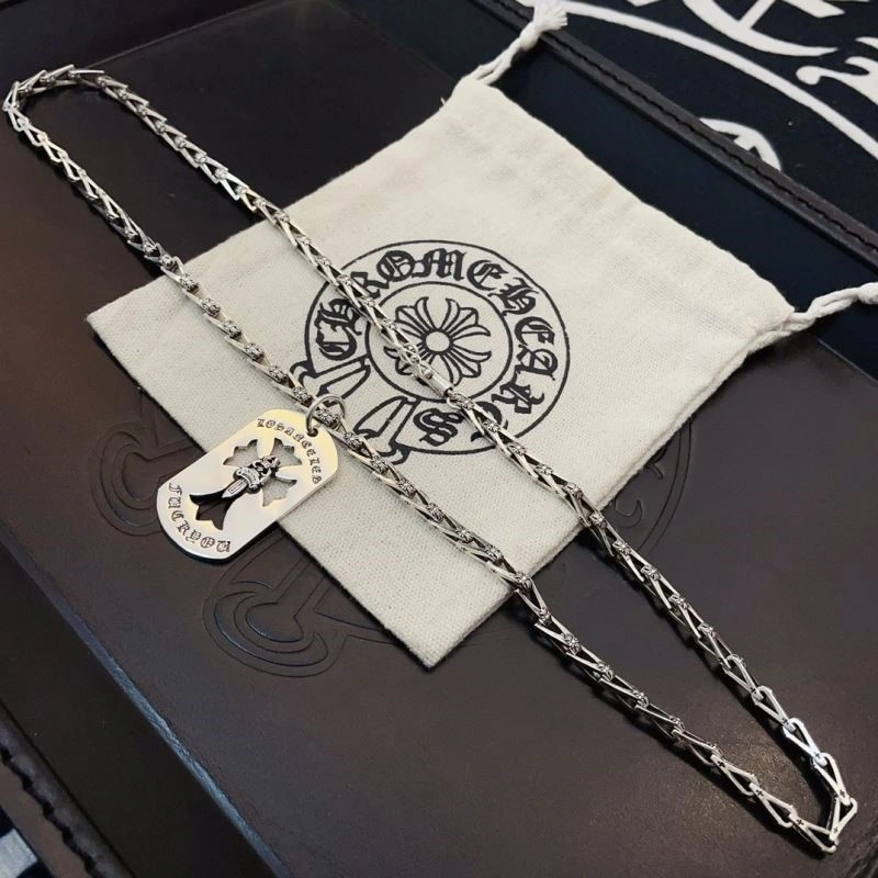 Breathable Chrome Hearts Necklaces 239930