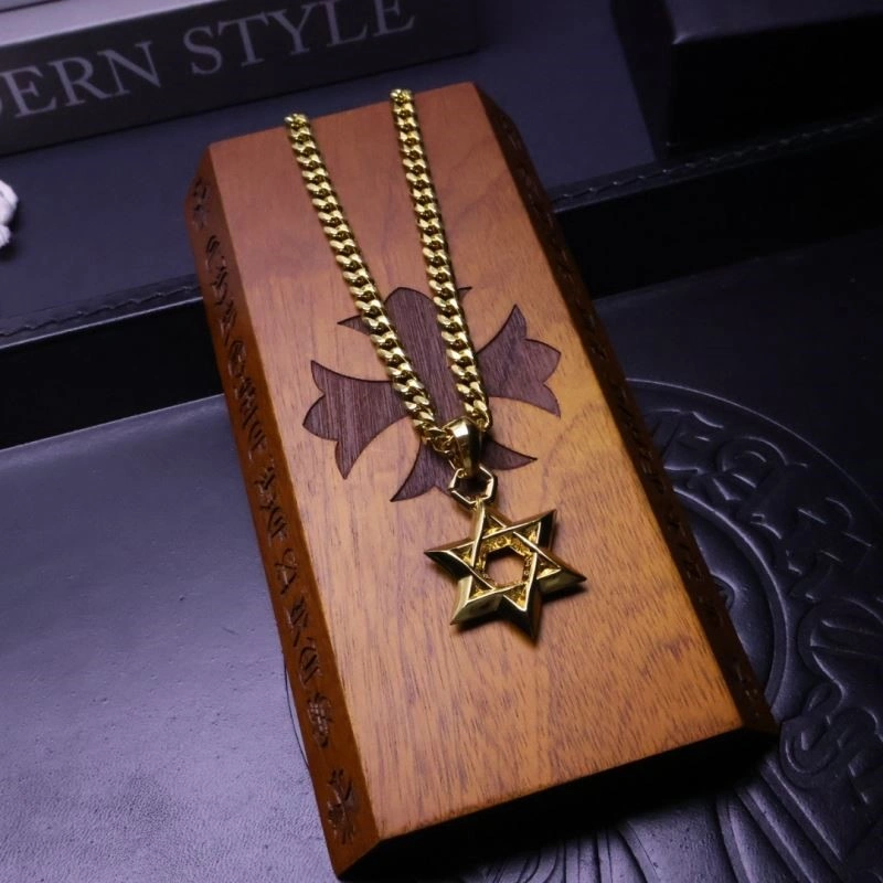 Lightweight Chrome Hearts Necklaces 239559