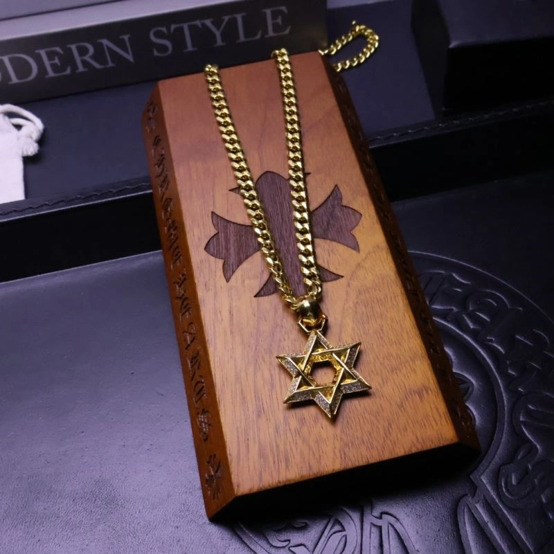 Lightweight Chrome Hearts Necklaces 239559