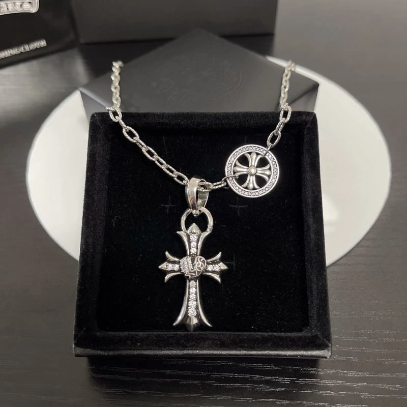 Effortless Chrome Hearts Necklaces 239544