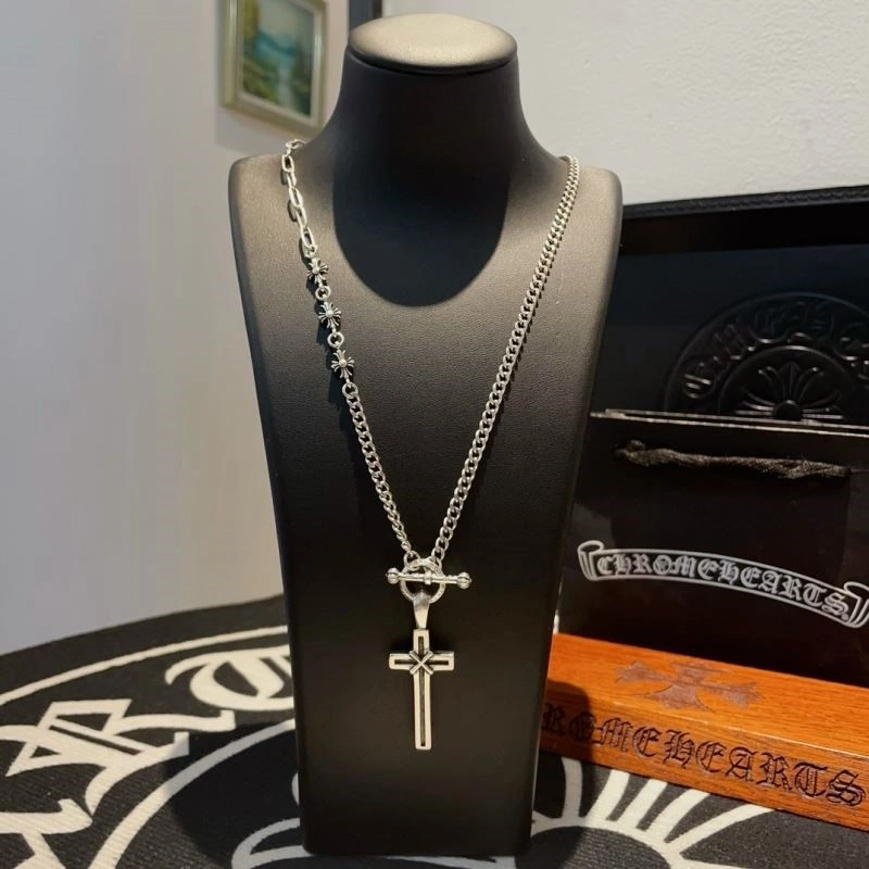 Effortless Chrome Hearts Necklaces 239510