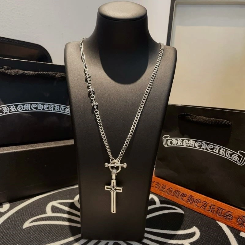 Effortless Chrome Hearts Necklaces 239510