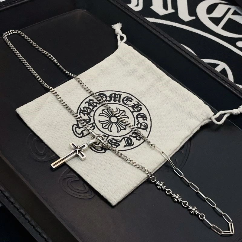Effortless Chrome Hearts Necklaces 239510