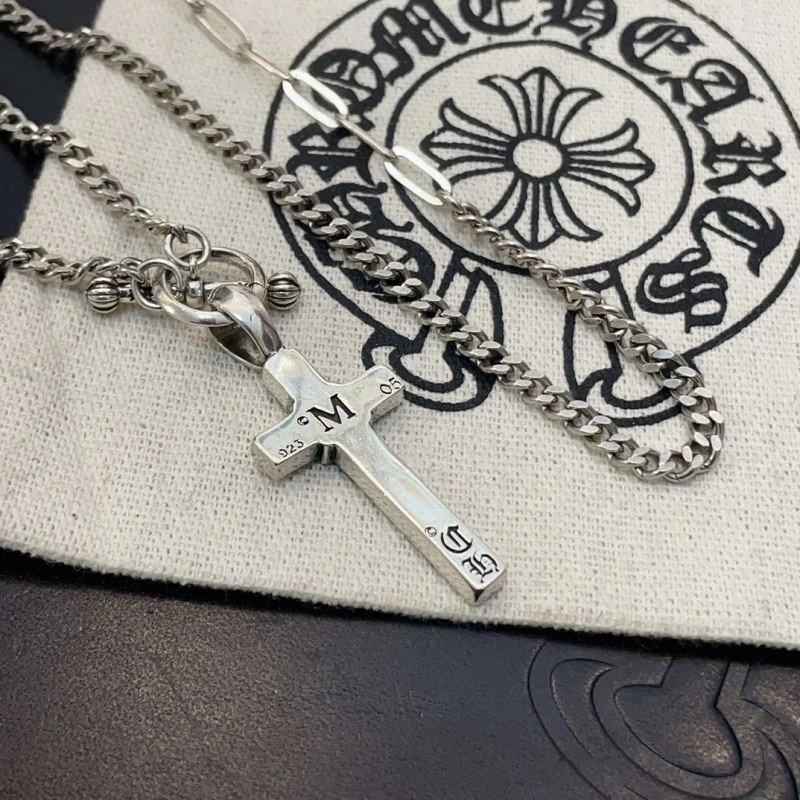 Effortless Chrome Hearts Necklaces 239510