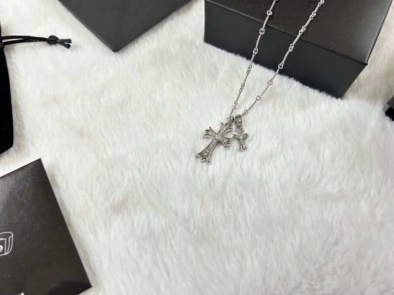 WrinkleFree Chrome Hearts Necklaces 239486
