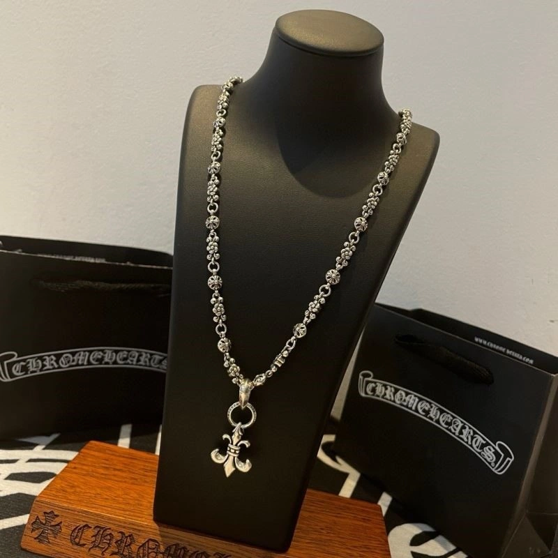 Chrome Hearts Necklaces Trendsetting 239480