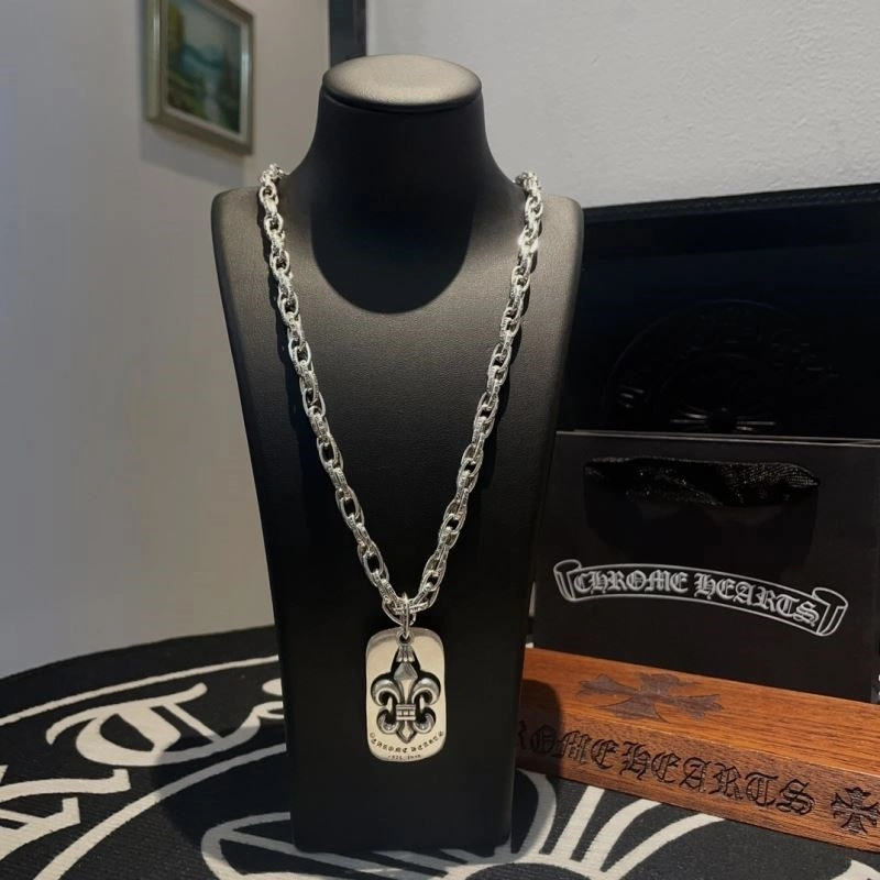 Contemporary Chrome Hearts Necklaces 239449