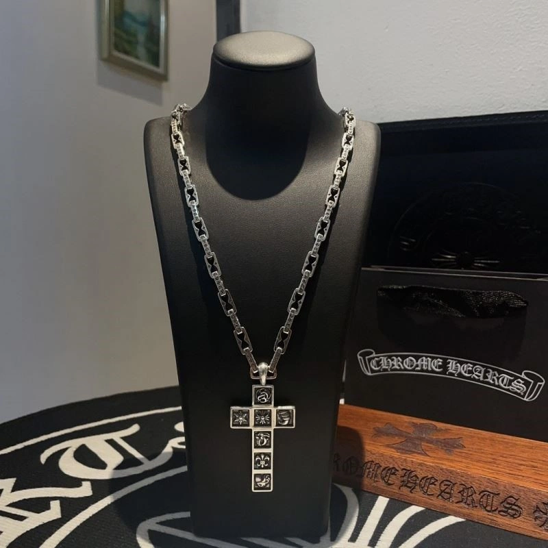 WrinkleFree Chrome Hearts Necklaces 239447