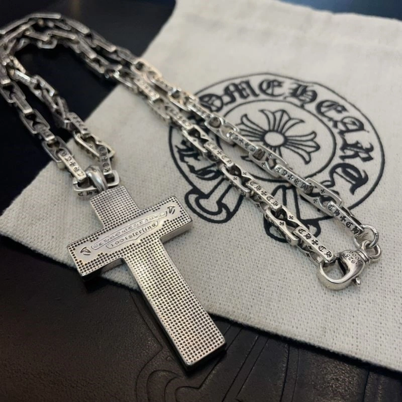 WrinkleFree Chrome Hearts Necklaces 239447