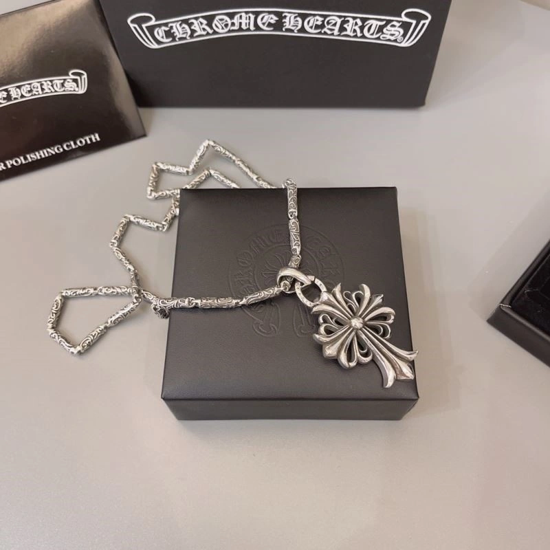 FreshLook Chrome Hearts Necklaces 239430
