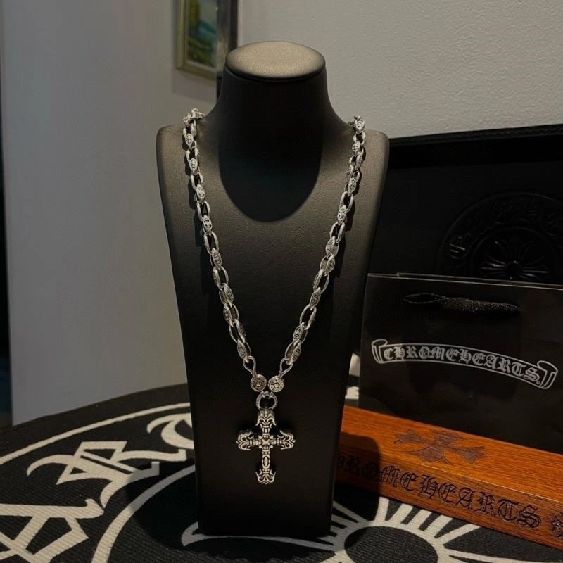 Trendsetting Chrome Hearts Necklaces 239408