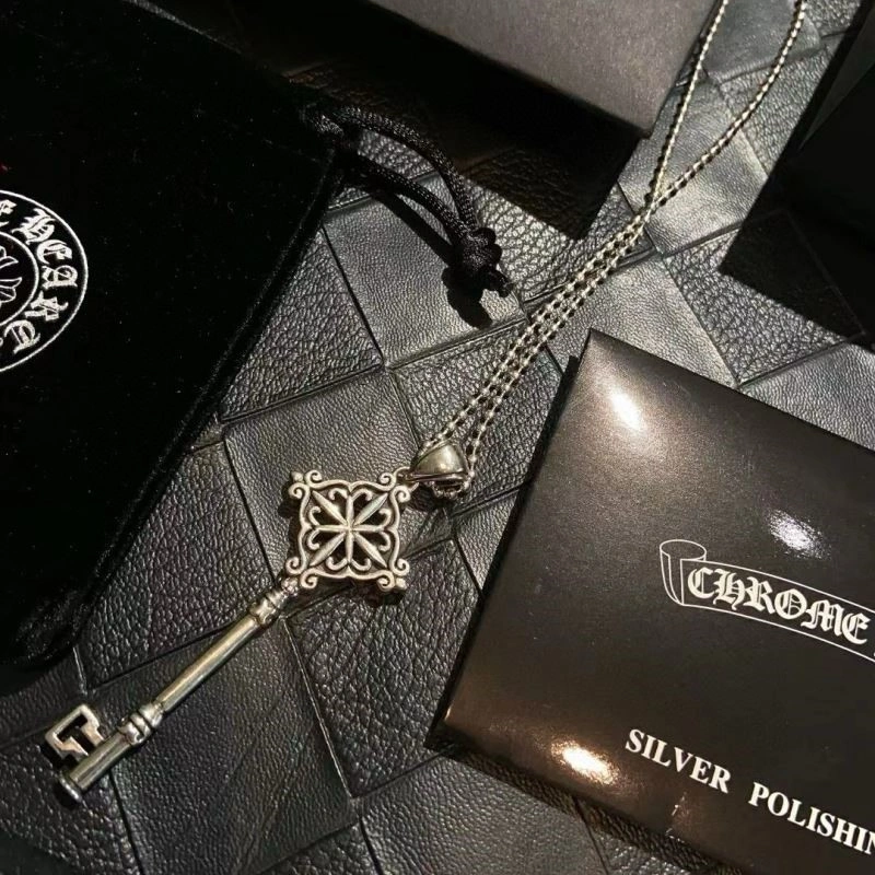 SunProtective Chrome Hearts Necklaces 239343