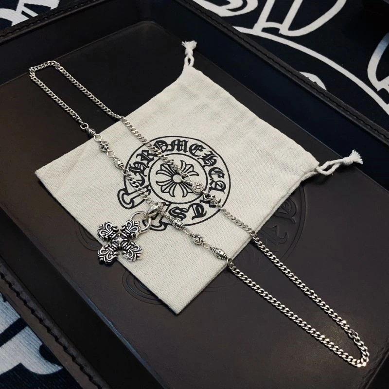 Resilient Chrome Hearts Necklaces 239312
