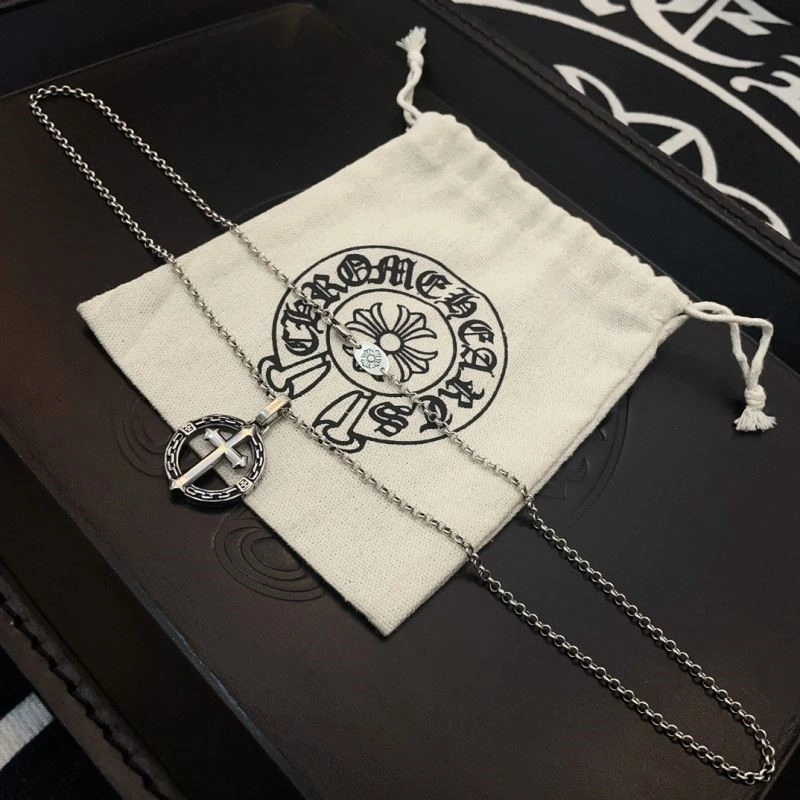 Bold Chrome Hearts Necklaces 239207