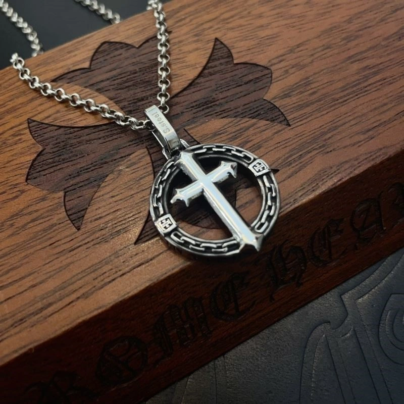 Bold Chrome Hearts Necklaces 239207