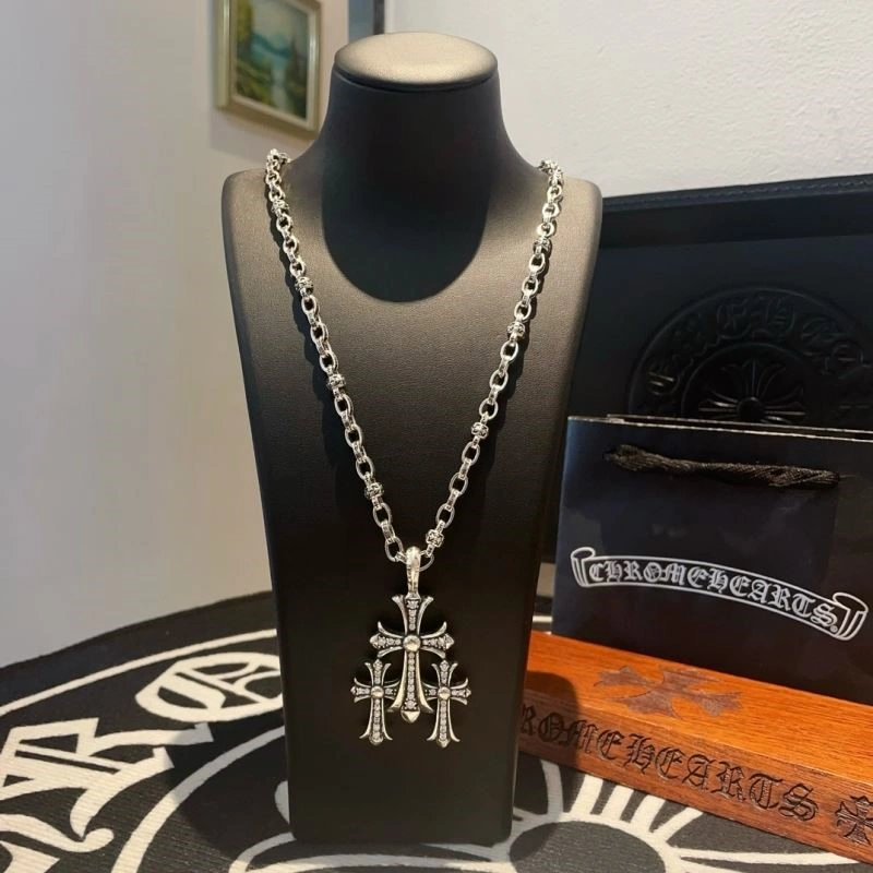 Snug Chrome Hearts Necklaces 239187