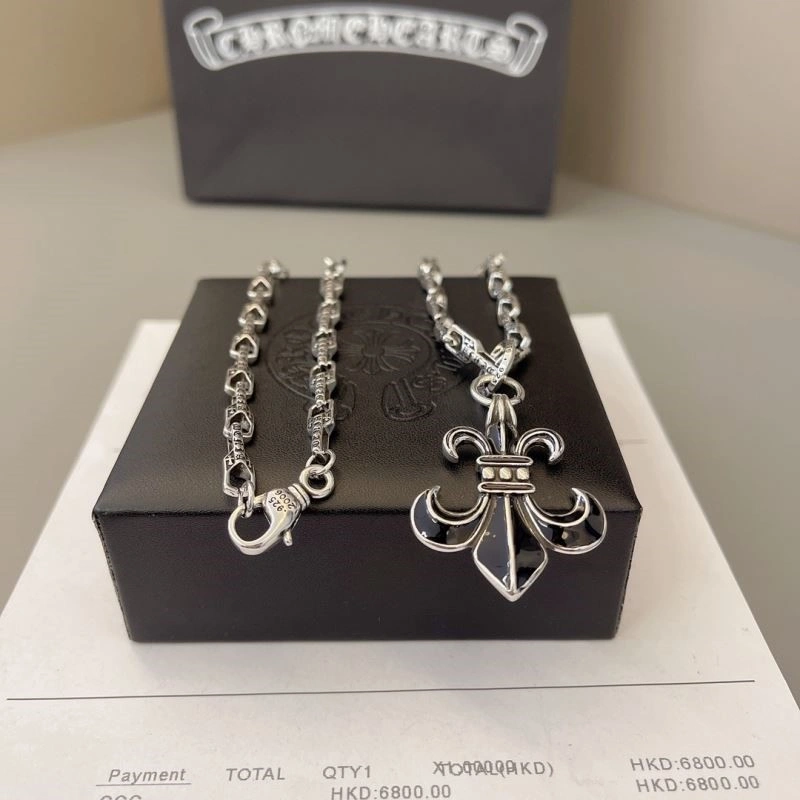 Compact Chrome Hearts Necklaces 238734