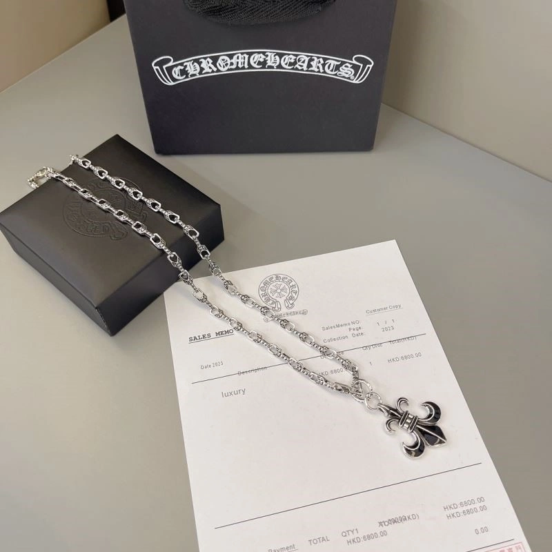Compact Chrome Hearts Necklaces 238734