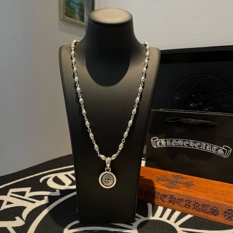 Thermal Chrome Hearts Necklaces 238725