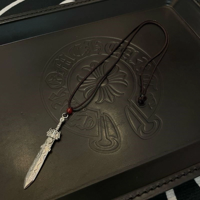 Sophisticated Chrome Hearts Necklaces 238705