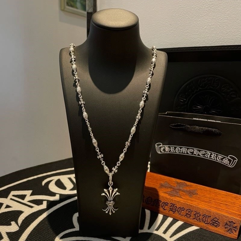WellDesigned Chrome Hearts Necklaces 238702