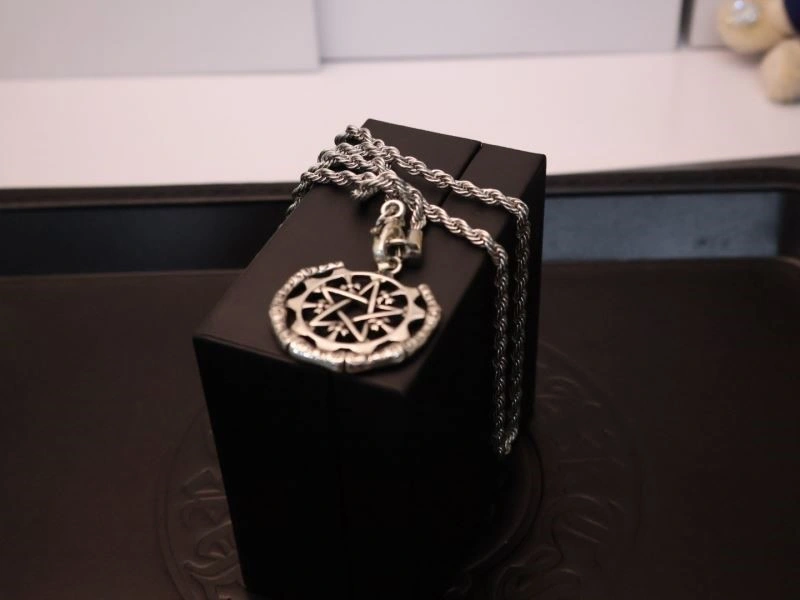 Lightweight Chrome Hearts Necklaces 238696