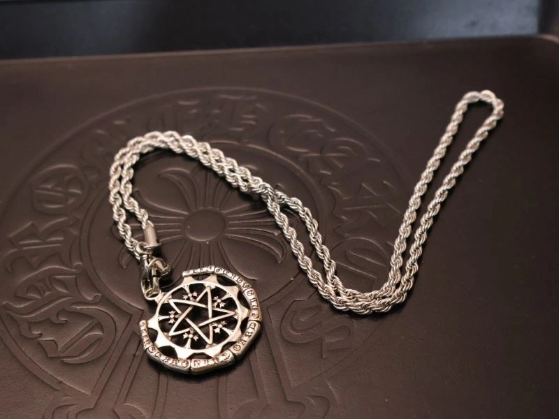 Lightweight Chrome Hearts Necklaces 238696