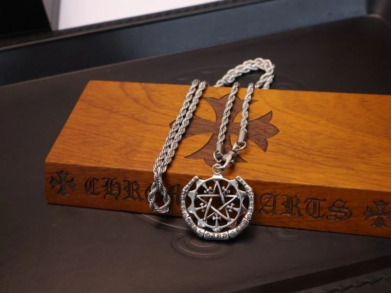 Lightweight Chrome Hearts Necklaces 238696
