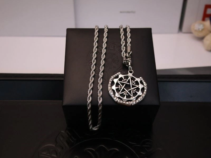 Lightweight Chrome Hearts Necklaces 238696