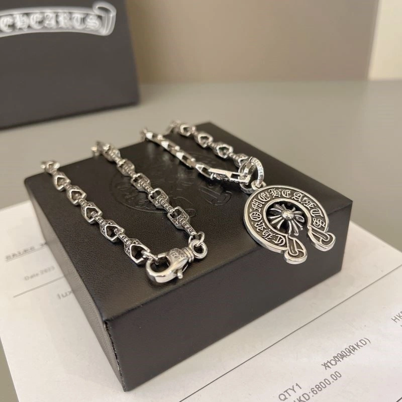 Chrome Hearts Necklaces Stylish 238713
