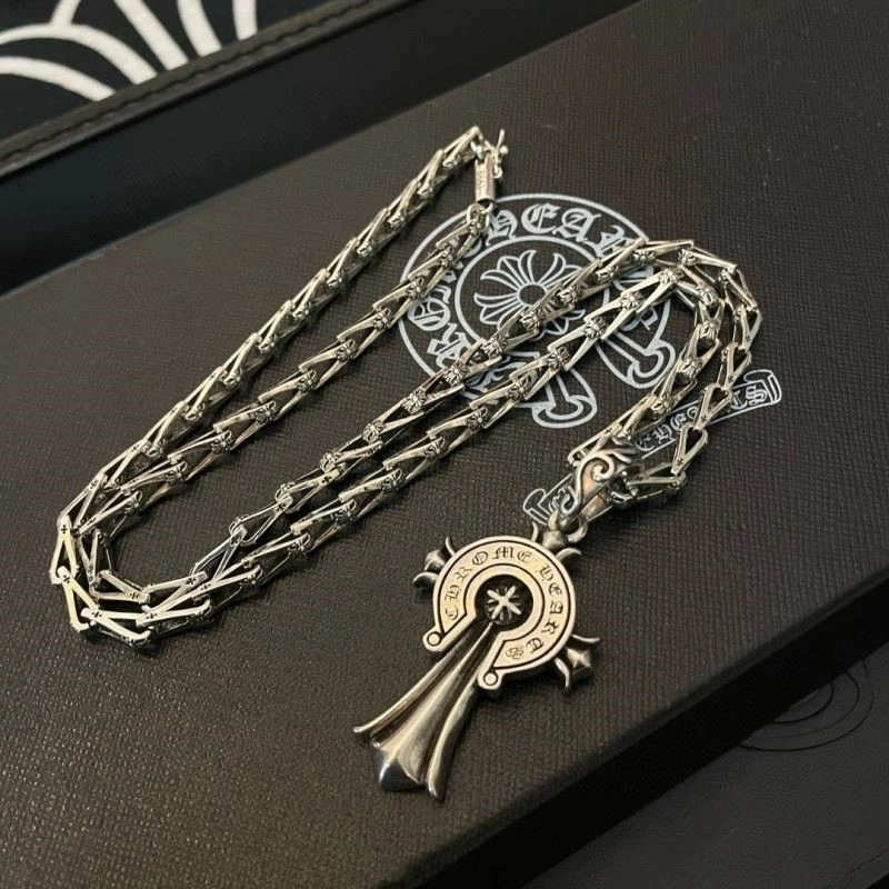 Breathable Chrome Hearts Necklaces 238706
