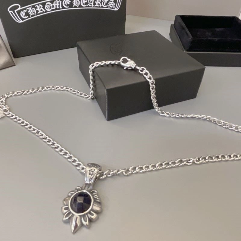 Vibrant Chrome Hearts Necklaces 238653