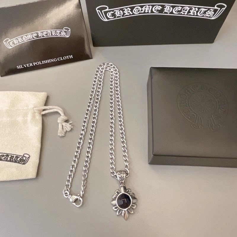 Vibrant Chrome Hearts Necklaces 238653