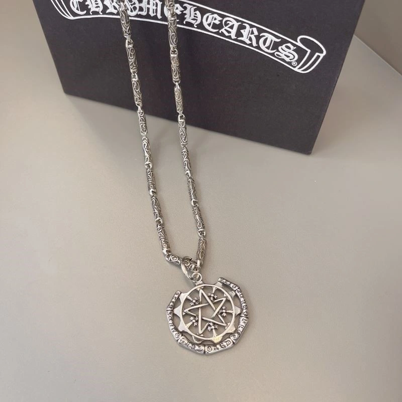 Sleek Chrome Hearts Necklaces 238622