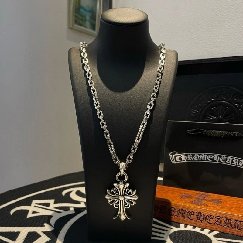 Chrome Hearts Necklaces Stylish 238684