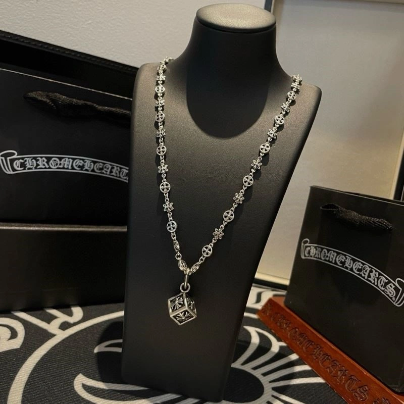 Flexible Chrome Hearts Necklaces 238635
