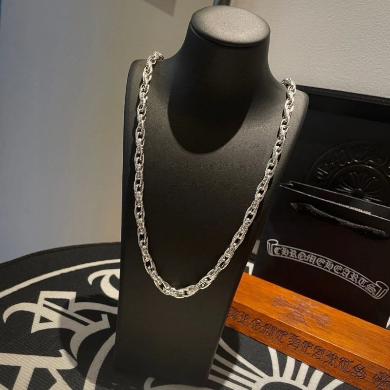 Elegant Chrome Hearts Necklaces 238633
