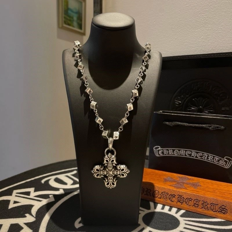 AllSeason Chrome Hearts Necklaces 238611