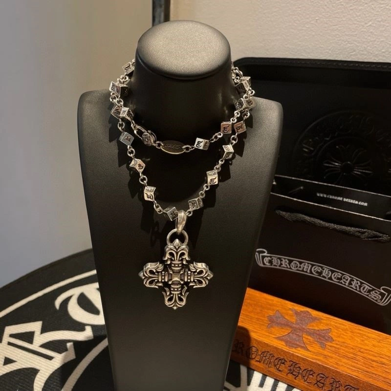 AllSeason Chrome Hearts Necklaces 238611