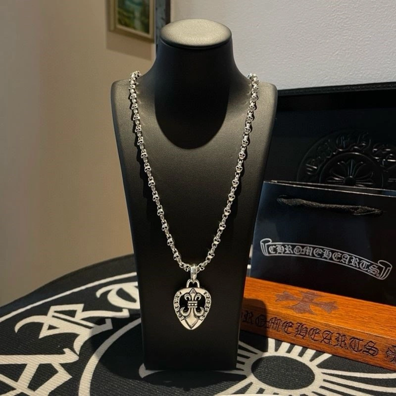 Breathable Chrome Hearts Necklaces 238608