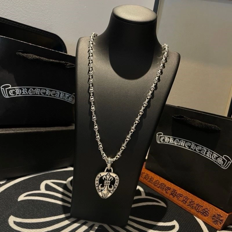 Breathable Chrome Hearts Necklaces 238608