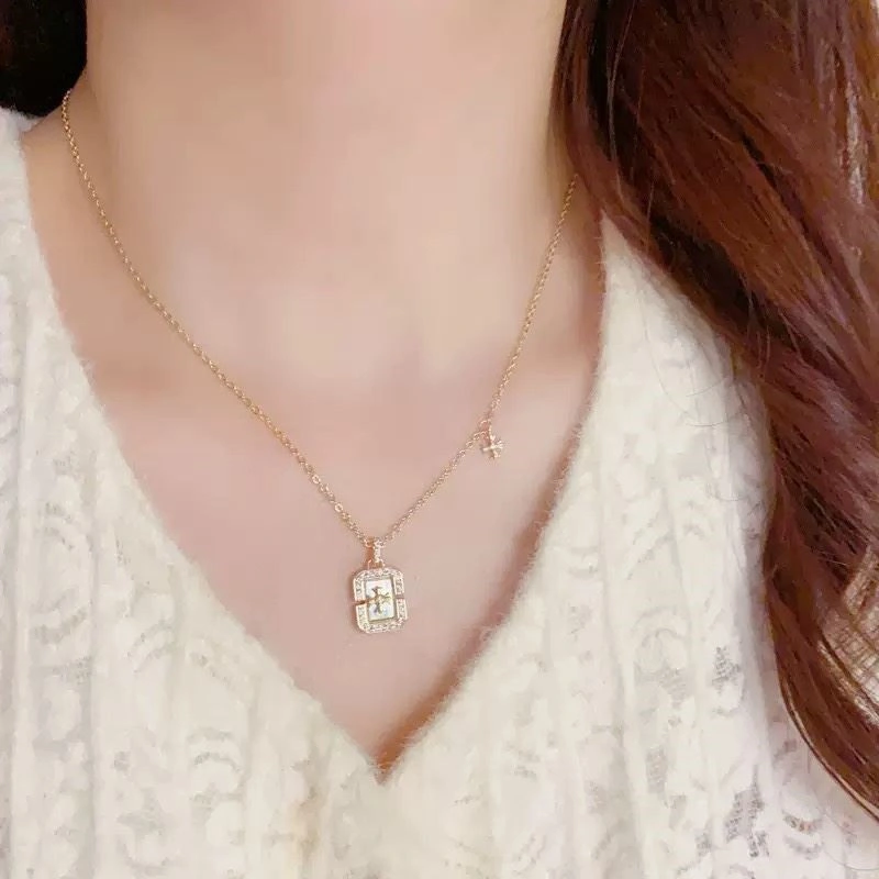 Popular Chrome Hearts Necklaces 238601