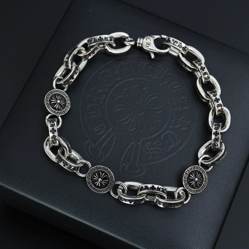 Compact Chrome Hearts Necklaces 238597