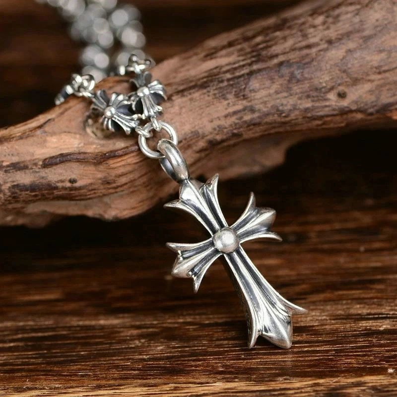 Thermal Chrome Hearts Necklaces 238543