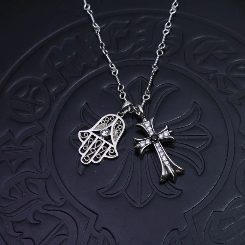 Sophisticated Chrome Hearts Necklaces 238535