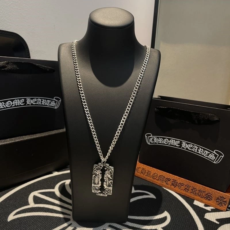 Cozy Chrome Hearts Necklaces 238547