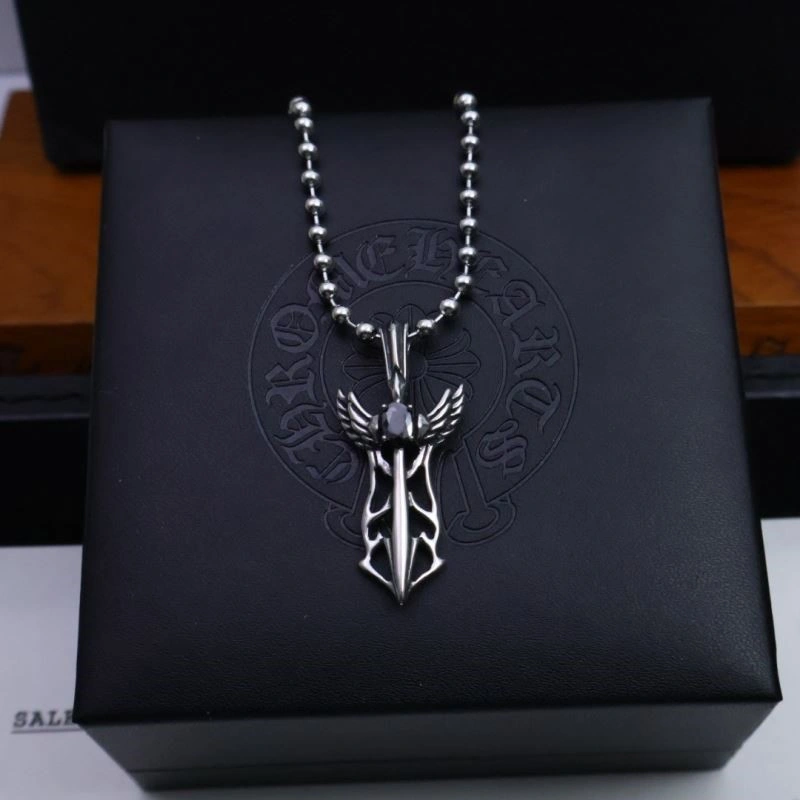 Thermal Chrome Hearts Necklaces 238555