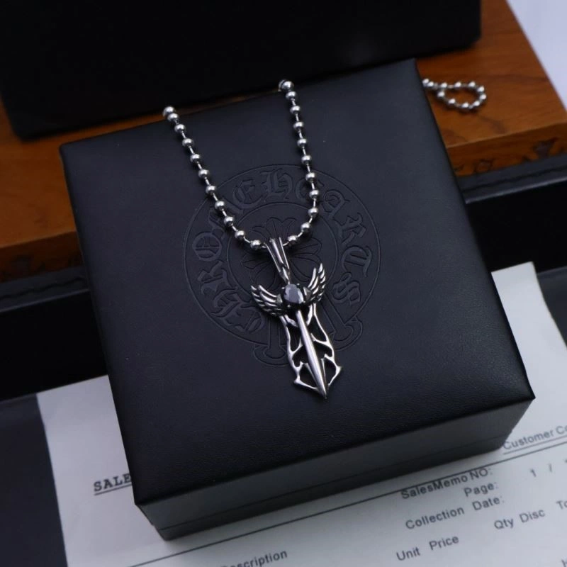 Thermal Chrome Hearts Necklaces 238555