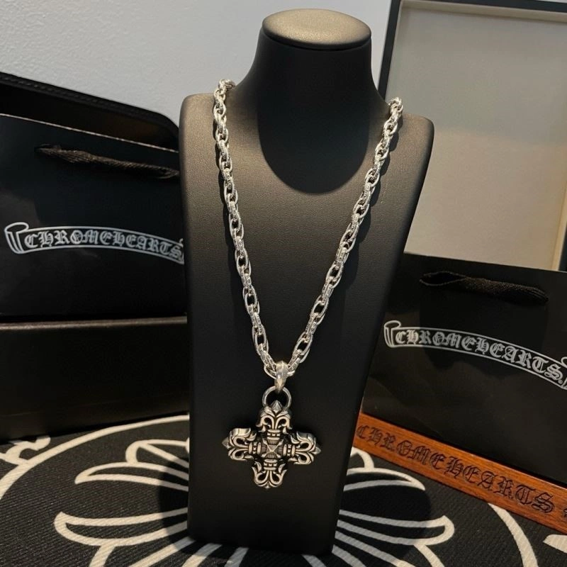 WrinkleFree Chrome Hearts Necklaces 238518