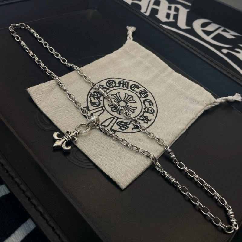 Effortless Chrome Hearts Necklaces 238421